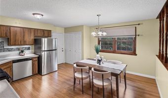 3624 Bloomer Dr, Alton, IL 62002