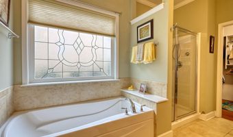 1231 WATER FRONT Rd, Greensboro, GA 30642