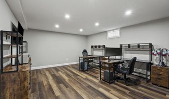 271 Red Gate Ln, Acton, ME 04001