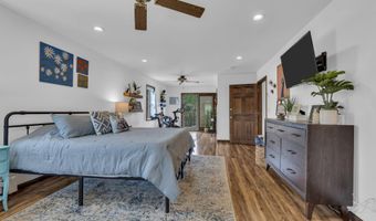 854 Main St, Belford, NJ 07718