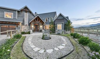 6 Whitney Dr, Cody, WY 82414