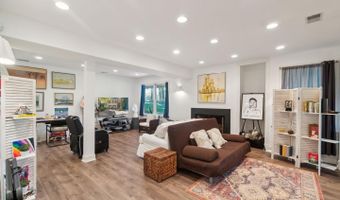 7809 FOX GATE Ct, Bethesda, MD 20817