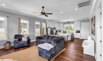 4063 Blue Jay St, Bay St. Louis, MS 39520