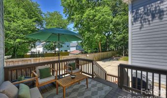 1617 Hawthorne Ln, Charlotte, NC 28205
