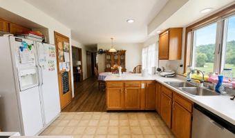 8005 Stone Castle Rd, Athens, OH 45701