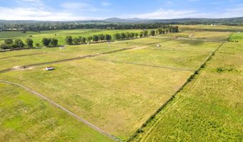 40332 COURTLAND FARM Ln, Aldie, VA 20105