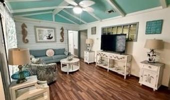 1638 W Palm Dr, Aransas Pass, TX 78336