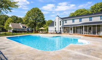 2447 OAKWOODS Ln, Alexander City, AL 35010