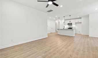5 Bedworth Cir, Bella Vista, AR 72715