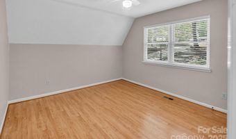 7608 Zermatt Ln, Charlotte, NC 28226