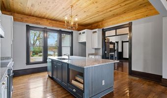108 King St, Adairsville, GA 30103