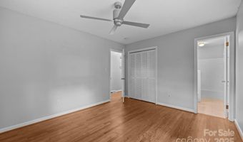 20 Summit Dr, Arden, NC 28704