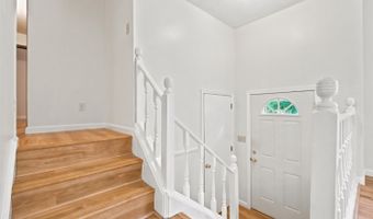 787 Woodlawn Trl, Appomattox, VA 24522