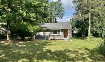 1496 Newport Rd, Ann Arbor, MI 48103