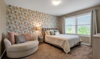 172 Northill Dr F, Amherst, NY 14221