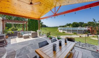 11462 Four Seasons Dr, Batesville, IN 47006