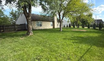892 Millbrook Dr, Avon, IN 46123