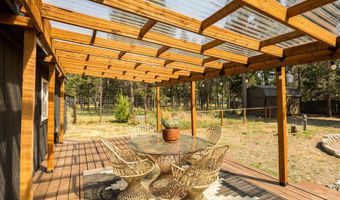 17265 Canvasback Dr, Bend, OR 97707