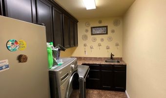 1622 Red Oak Ln, Andrews, TX 79714