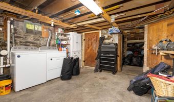38 Elm St, Charlestown, NH 03603