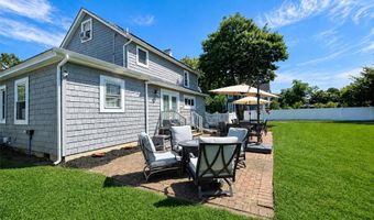 9 Ocean Ave, Amityville, NY 11701
