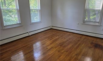 2 Chapel Ln, Lincoln, RI 02865