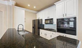 4133 Towne Green Cir, Addison, TX 75001