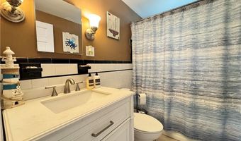 1 Garvin St, Cumberland, RI 02864