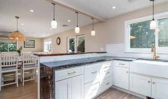 50 Indian Trl, Charlestown, RI 02813