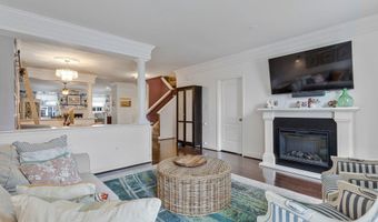 703 SKIPPERS Ln, Annapolis, MD 21401