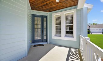 5312 Golden Isles Dr, Apollo Beach, FL 33572