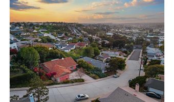 7977 Wetherly St, La Mesa, CA 91941