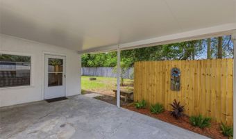 208 AVALONE Dr, Apopka, FL 32703