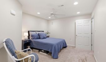 21495 TITHABLES Cir, Broadlands, VA 20148