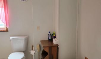 951 Gage St, Bennington, VT 05201