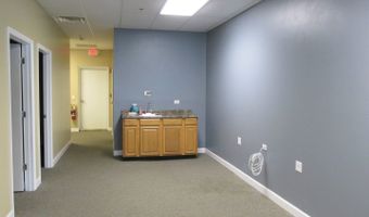 280 Stonegate Rd 280, Algonquin, IL 60102