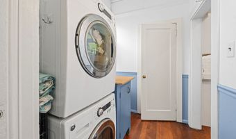 590 17TH St, Astoria, OR 97103