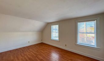 339 Essex St, Bangor, ME 04401