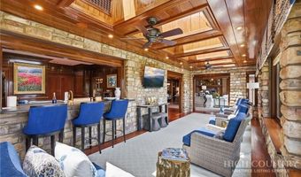 224 Chestnut Trl, Banner Elk, NC 28604