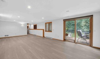 626 Samuel Dr, Madison, WI 53717
