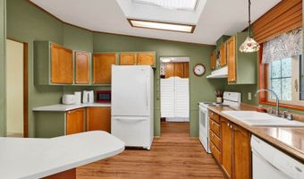 425 N Chuckanut Dr, Bellingham, WA 98229