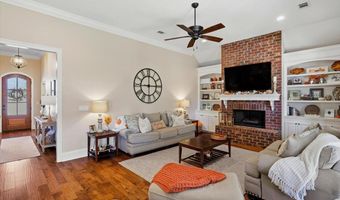 334 Gladeview Pl, Brandon, MS 39047
