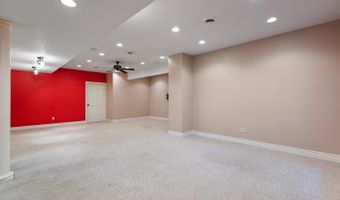 2850 Lee Marie Dr, Adrian, MI 49221
