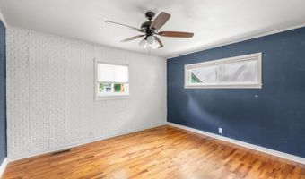 1000 Glenn St, Athens, TN 37303