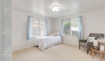 2166 Palolo Ave, Honolulu, HI 96816