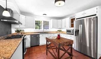 29 Christian Hill Rd, Amherst, NH 03031