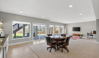 1053 Aaron Ct, Adel, IA 50003