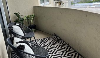 19501 W Country Club Dr 1611, Aventura, FL 33180