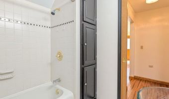 1300 E FRANCES St, Appleton, WI 54911