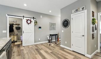 5617 Bear Creek Pass, Auburn, IN 46706